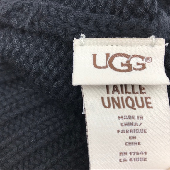 Ugg black knit Pom Pom Beanie - Picture 6 of 8
